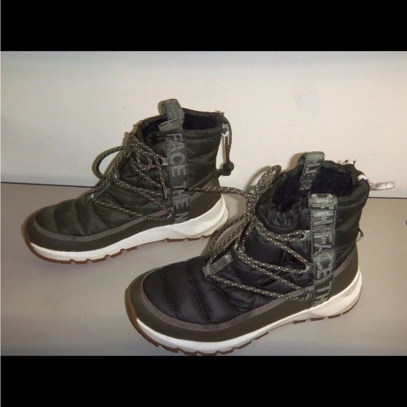 North Face Thermo Ball winter boots - Picture 2 of 5